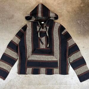 Vintage 90s striped stoner hoodie with a relaxed fit Size men's Large